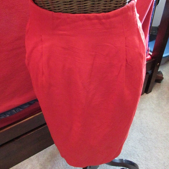 August Silk Red 100% silk skirt - Picture 1 of 12